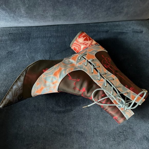 Authentic Dior Boots - Picture 4 of 9